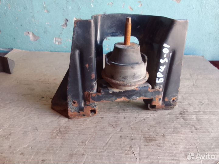 Кронштейн двигателя правый 1.3 Lifan Breez