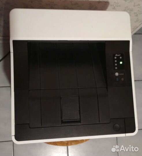 Принтер Kyocera ecosys p2235dn