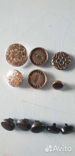 Пуговицы и заклепки на джинсы