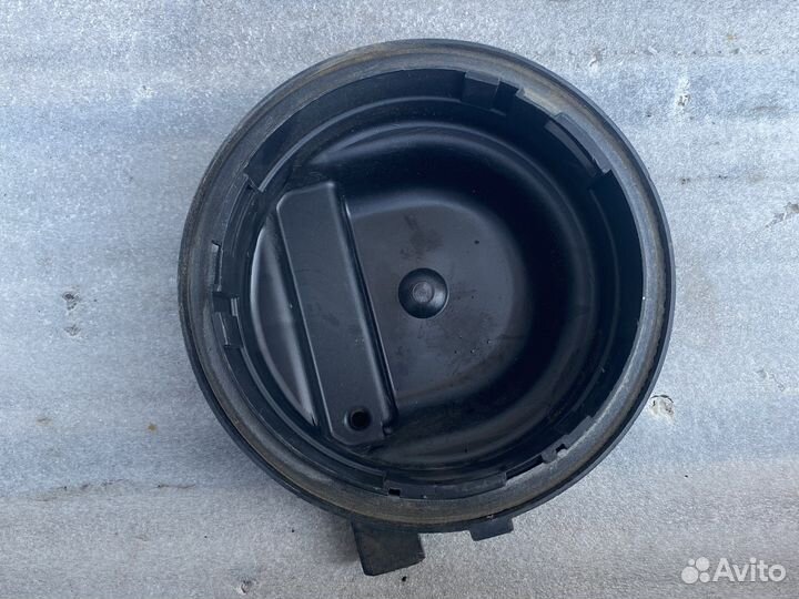 Крышка фары Audi 80