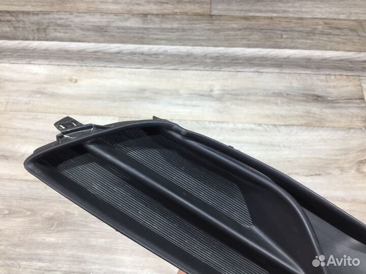 Накладка птф правая Nissan Sentra (с 2012) Сентра