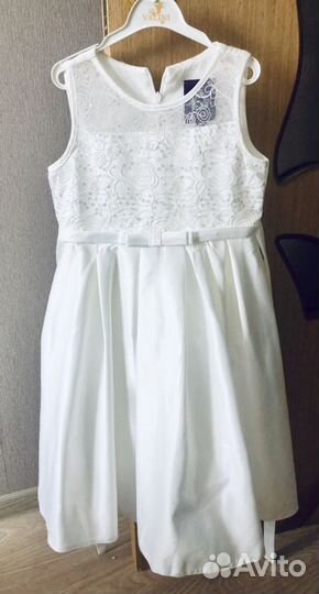 Платье нарядное на девочку 116