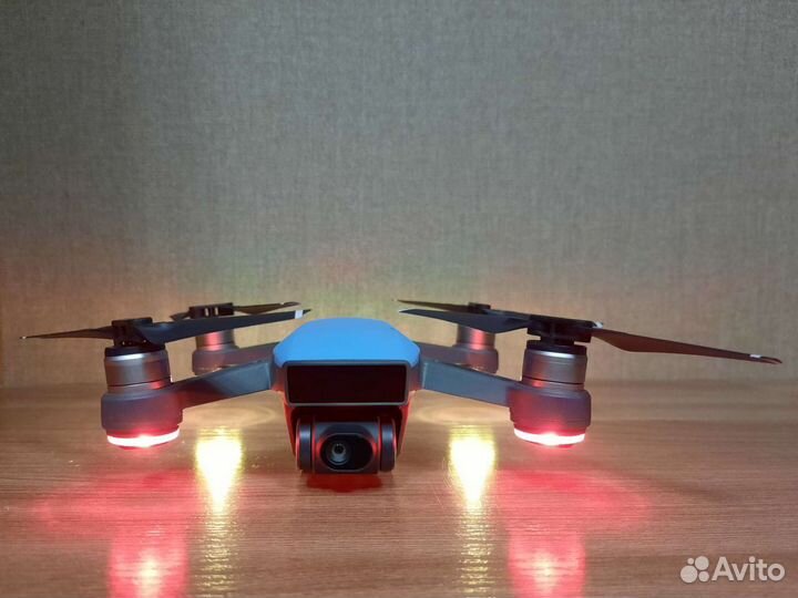 Квадрокоптер DJI Spark