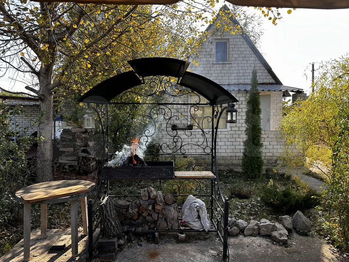 Дача 40 м² на участке 6 сот.