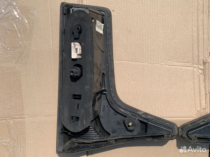 Фонарь задний левый, правый citroen c5