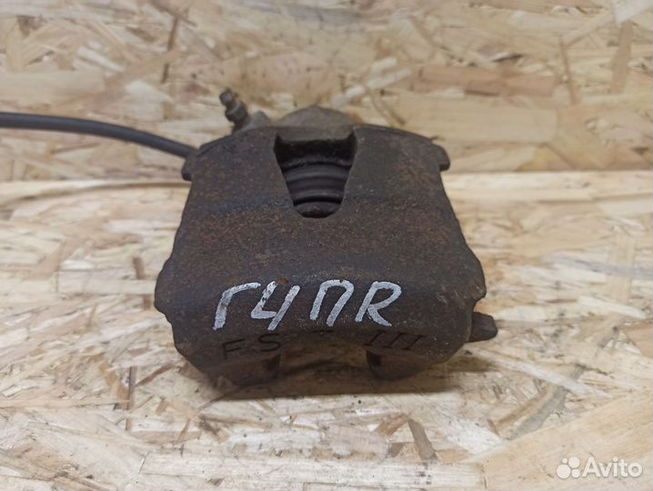 Суппорт передний правый Volkswagen Golf 4, Bora