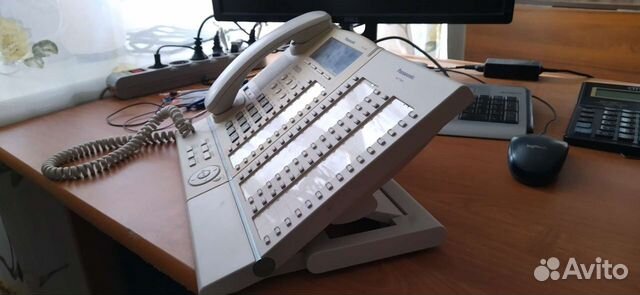 Телефон Panasonic KX-T7636 с консолью KX-T7640