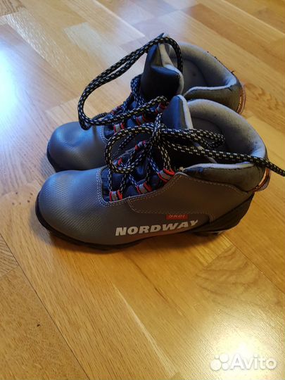 Лыжные ботинки 32 размер