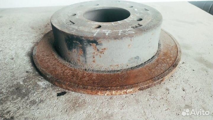 Тормозной диск задний Mitsubishi Lancer 10