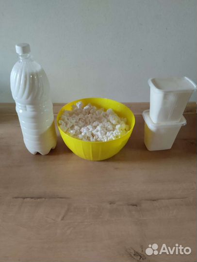 Молоко коровье домашнее