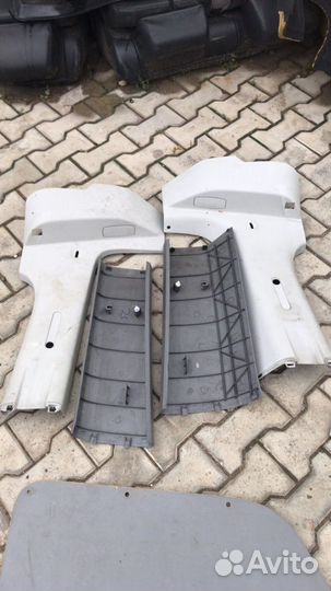 Обшивки пластики салона Фольксваген Кадди 3