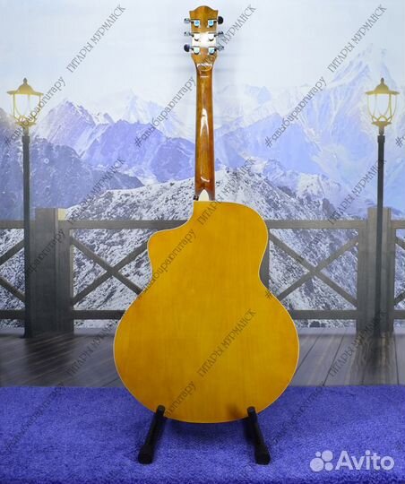 Гитара со спец. вырезом (новая) + аксессуары
