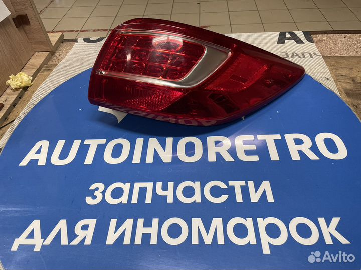 Фонарь задний правый Kia Sportage 3 SL 924023W0