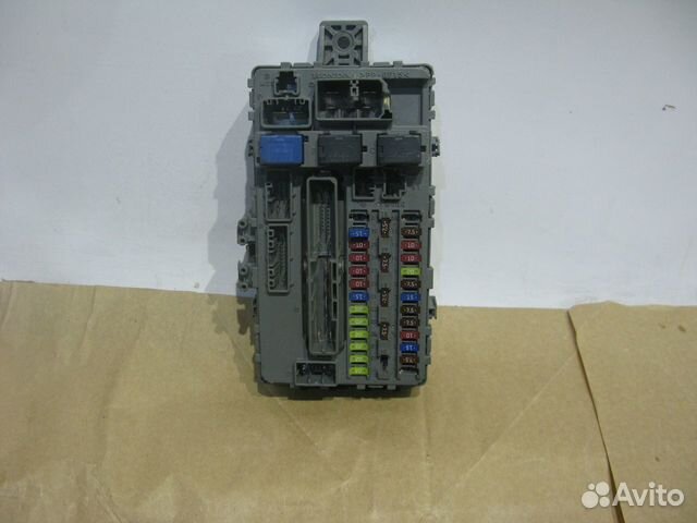 Блок предохранителей салонный Хонда Аккорд 8 2.4 купить в Москве HONDA ...