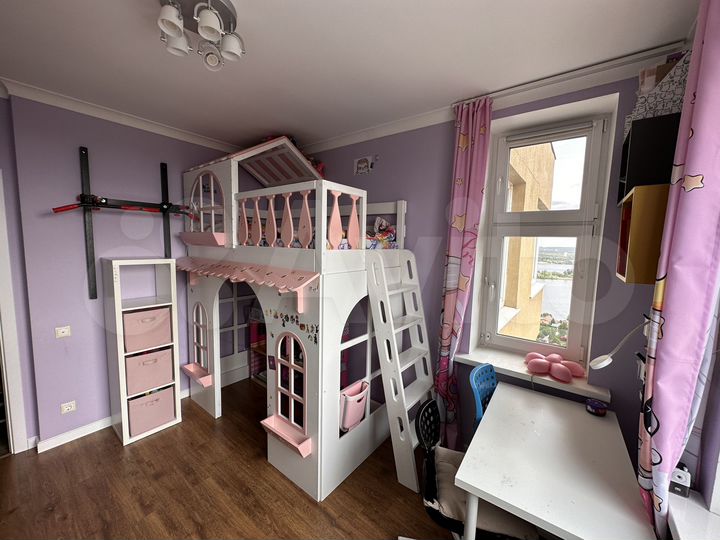 4-к. квартира, 79 м², 33/45 эт.