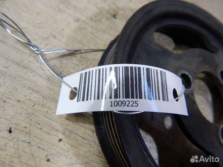 Шкив помпы Opel Zafira A