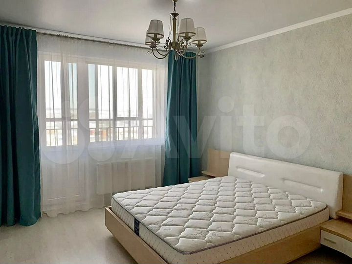 2-к. квартира, 70 м², 10/18 эт.