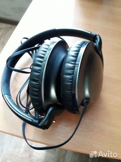 Наушники Philips SHL4805 с микрофоном