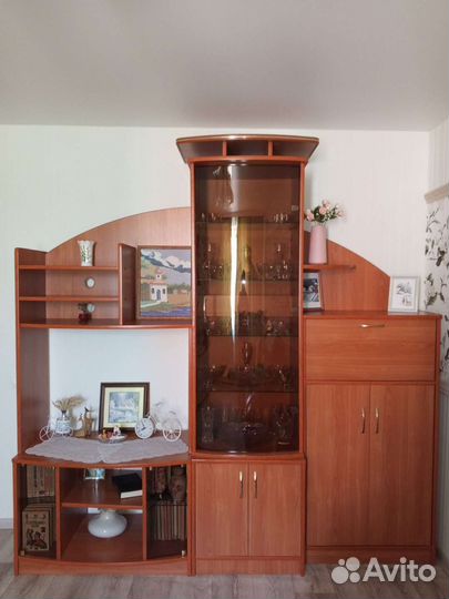 Стенка в гостиную