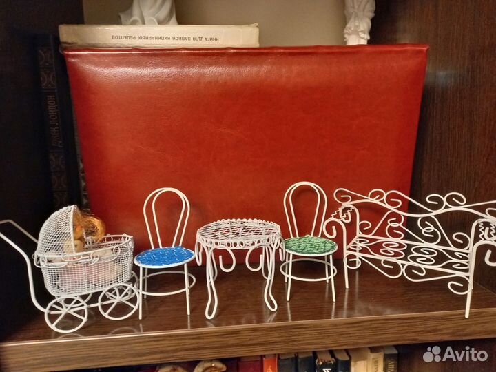 Мебель для кукольного домика металлическая