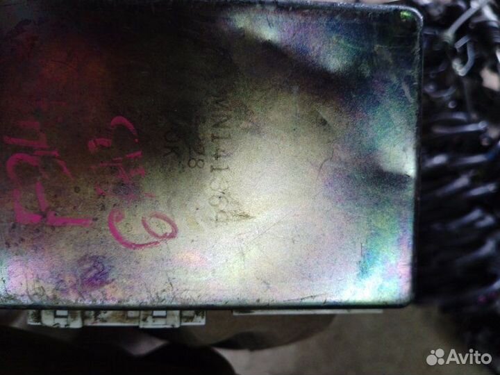 Блок управления Mitsubishi Diamante