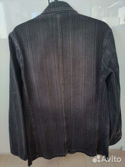 Мужской джинсовый пиджак