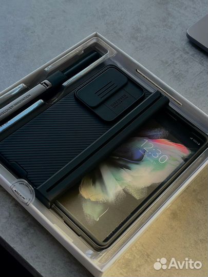 Чехол для Samsung Z Fold4