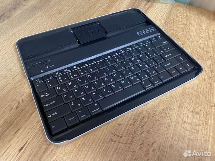 Клавиатура чехол для Ipad2