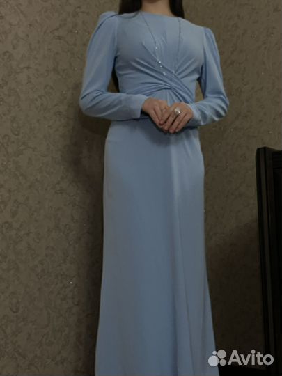 Вечернее платье