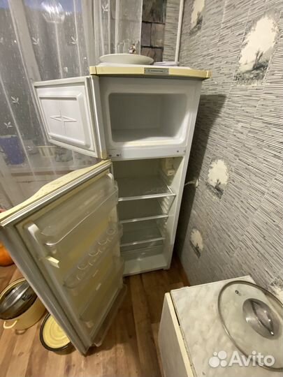 Холодильник бу