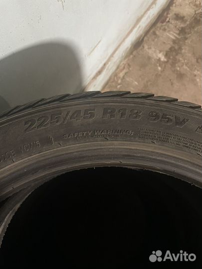 Kumho WinterCraft WP71 225/45 R18 95V