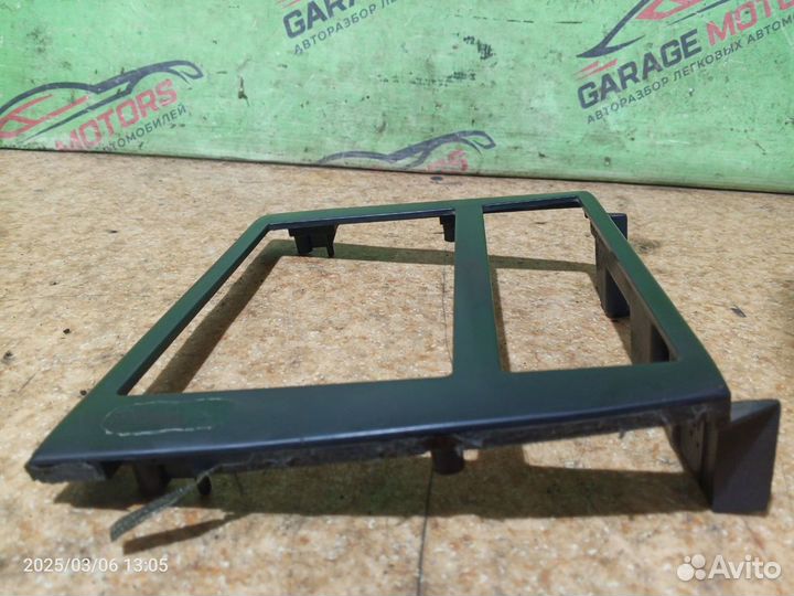 Рамка магнитолы Nissan Cefiro A32 1994 VQ20