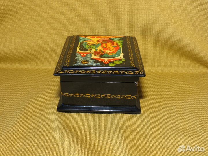 Шкатулка лаковая миниатюра Роспись