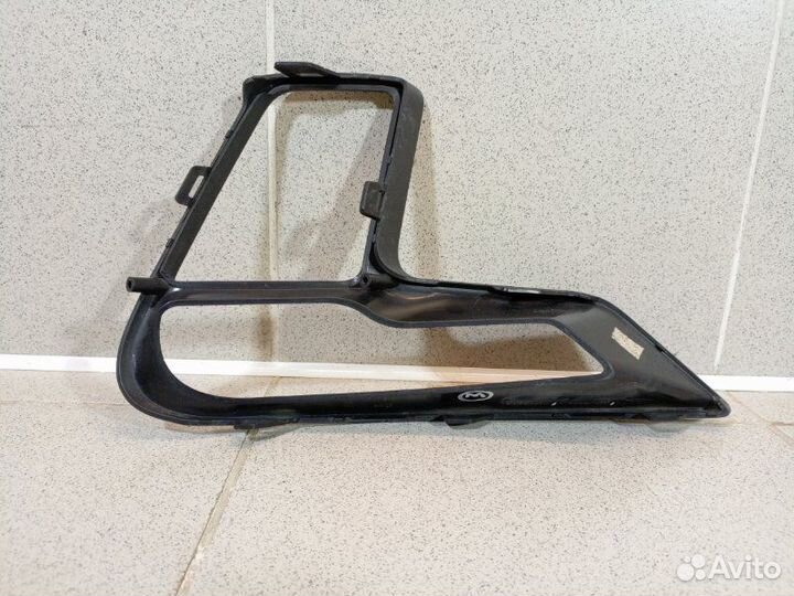 Рамка противотуманной фары правой Ford Explorer 5