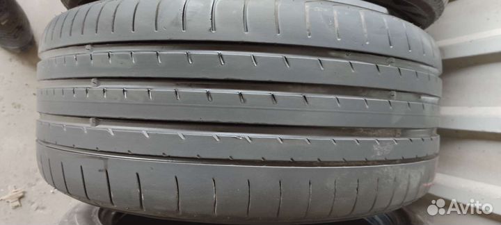 Yokohama Advan Sport V105 245/40 R19 и 275/35 R19 100Y