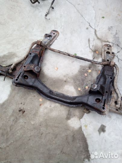 Передний подрамник opel omega b