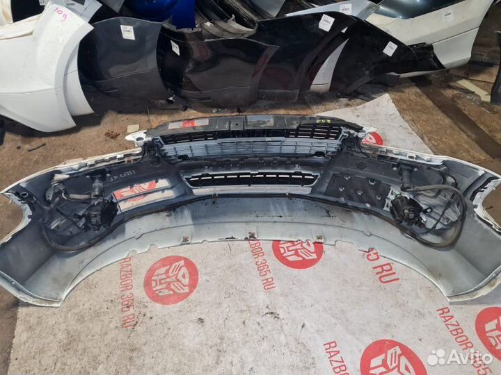 Бампер передний Audi A4 B7 BFB 2006