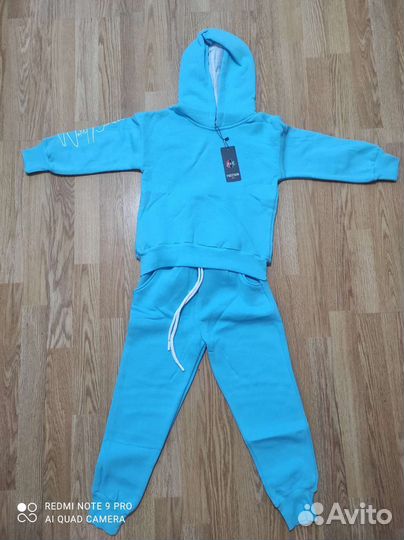 Спортивный костюм новый