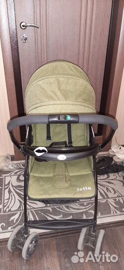 Продам прогулочную коляску