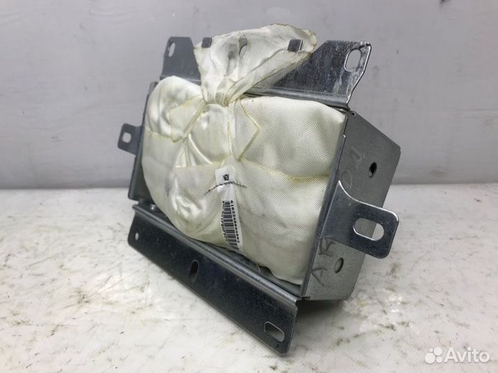 Подушка безопасности Nissan Armada 5.6 2010