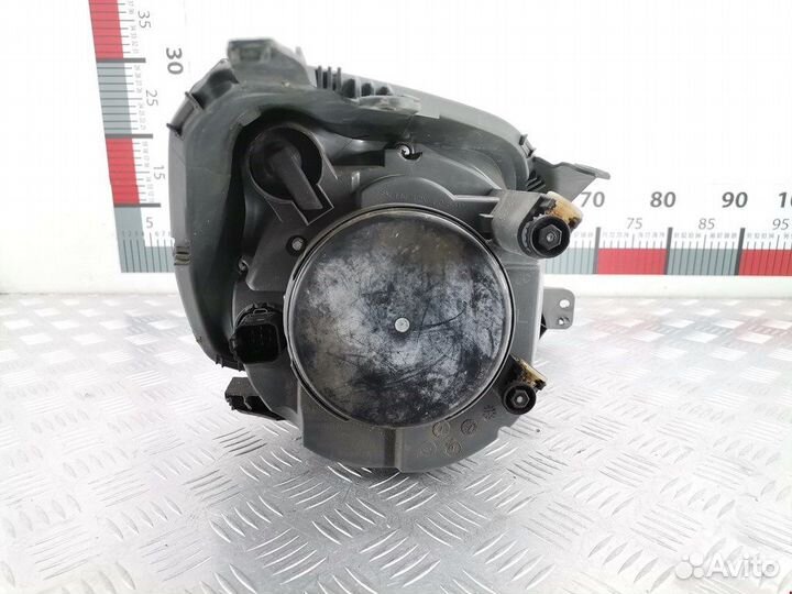 Фара передняя для Ford Fiesta 5 1416311