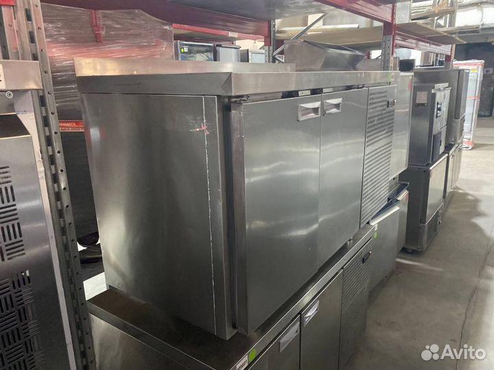 Холодильный стол