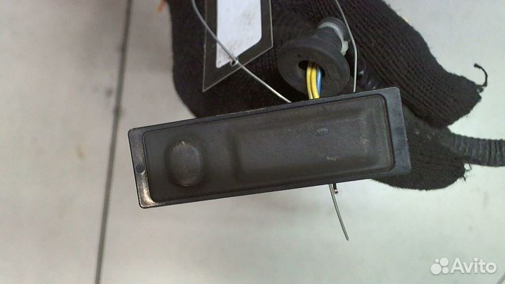 Кнопка багажника Infiniti QX60, 2015