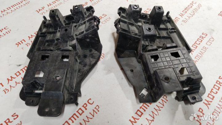 Крепление бампера заднее Volvo V60 универсал