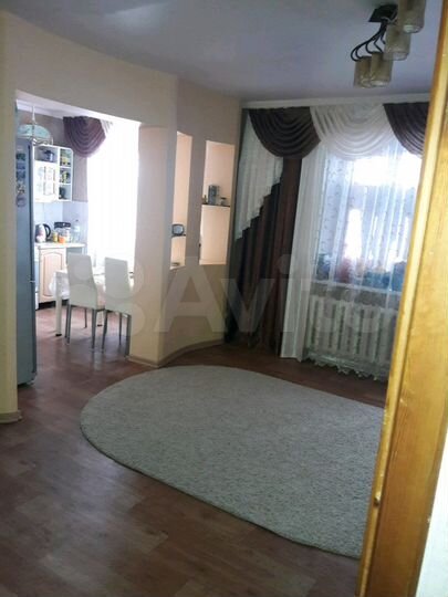 4-к. квартира, 79 м², 8/9 эт.