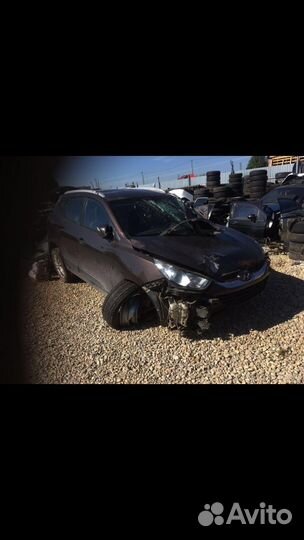 Запчасти на hyundai ix35