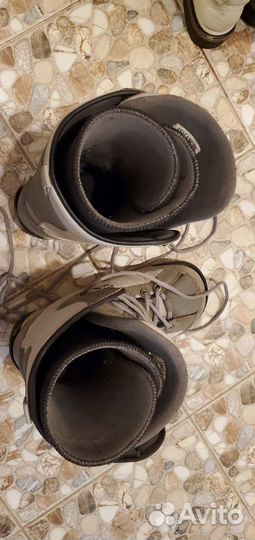 Сноубордические ботинки 44