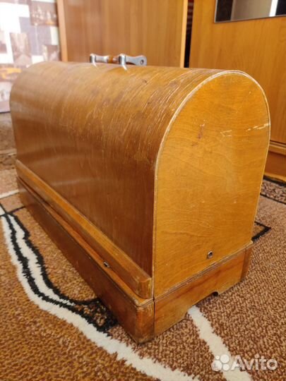 Швейная машина Подольск ручная