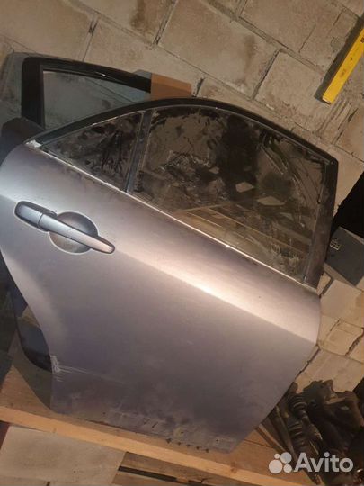 Задняя правая дверь мазда 6 gg