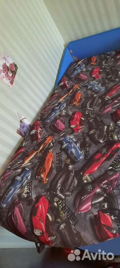 Детская кровать машина бу с матрасом